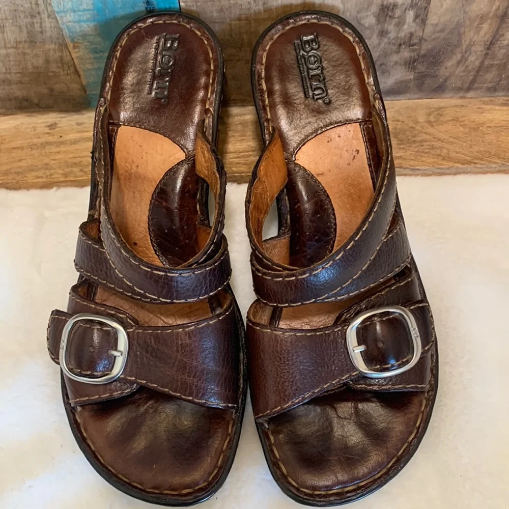 Born leather Sandals - Picture 1 of 13